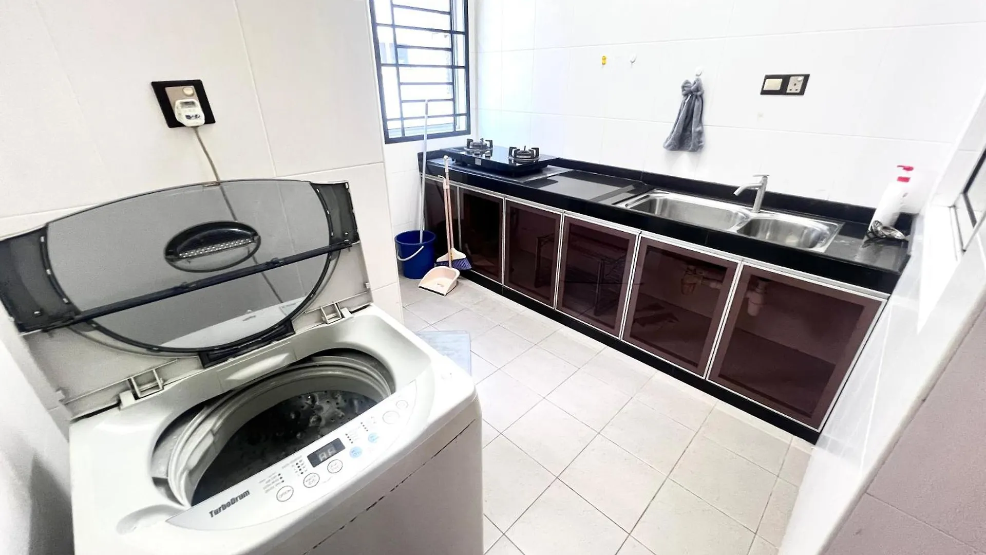 Lovely Homestay Austin Setia Indah 911 Johor Bahru